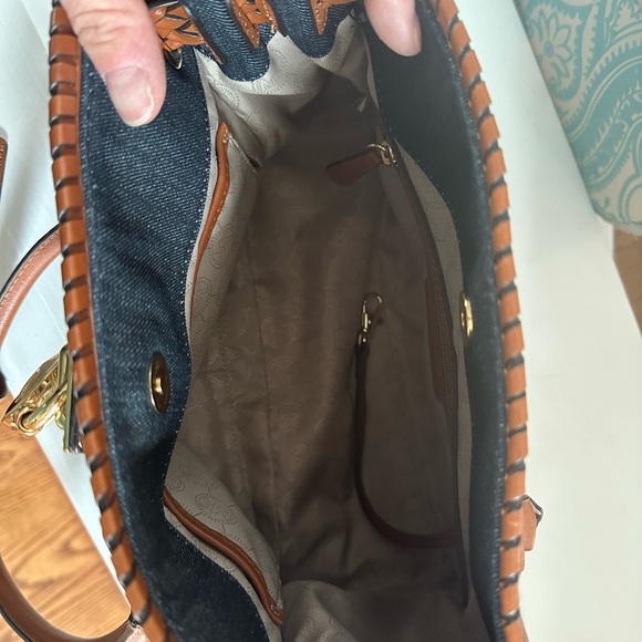 Michael Kors, denim and leather purse - Picture 3 of 7